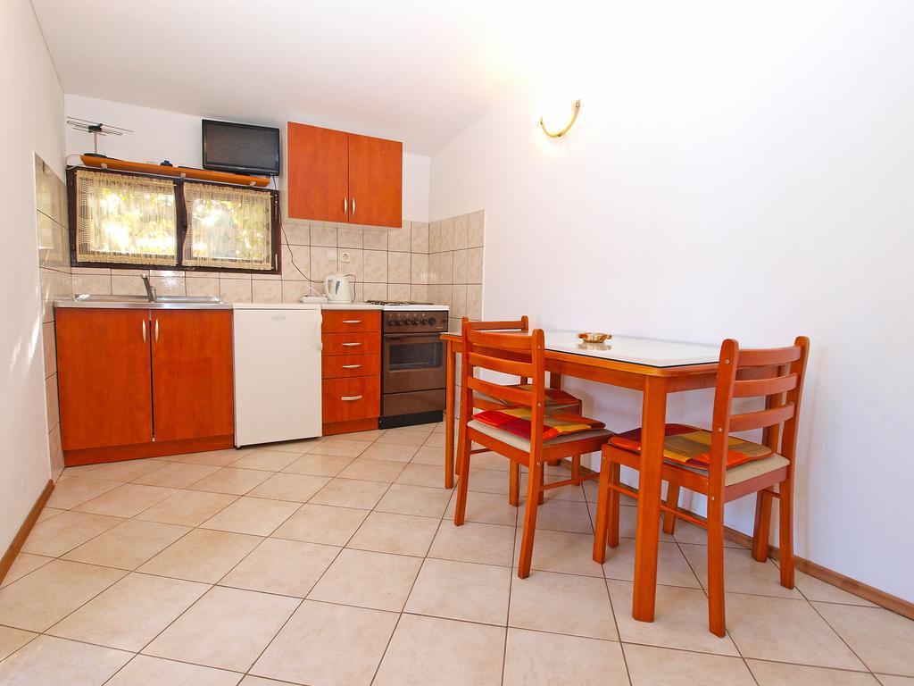 Apartments Jan 325 Banjole Εξωτερικό φωτογραφία